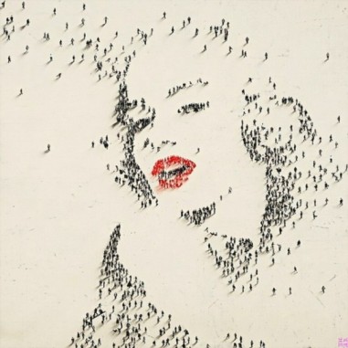Amazing Portraits Using People by Alan Craig - 001 Marilyn Monroe