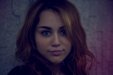 Miley Cyrus Goes Nude for Vijat Mohindra Photos - 004