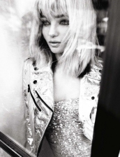 Miranda Kerr goes Blonde for Vogue Italia October 2012 [Photos] 003
