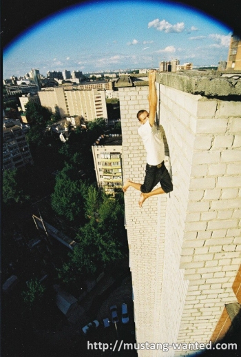 Death-Defying Photos by Mustang Wanted [Photography] 13