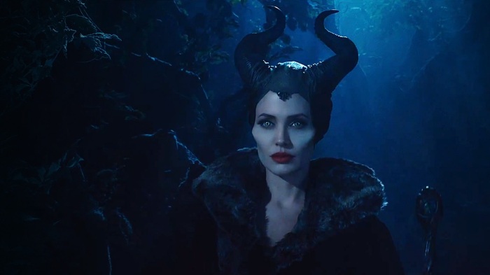 Maleficent-Trailer-Angelina-Jolie-as-the-Classic-Witch-feat